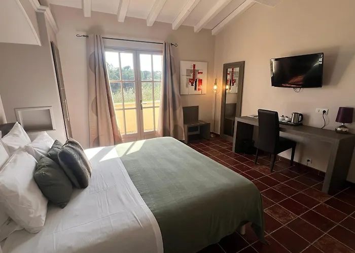 Logis Hôtel Restaurant La Bergerie
