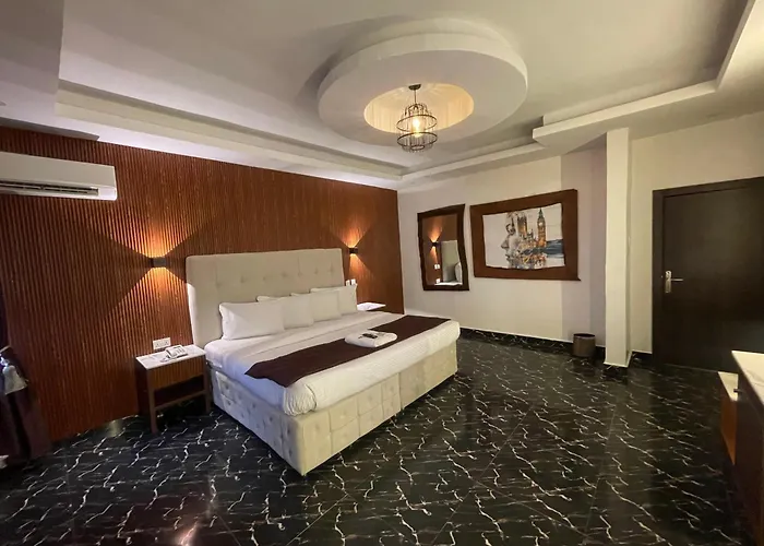 Presken Hotel Signature, Gra Ikeja