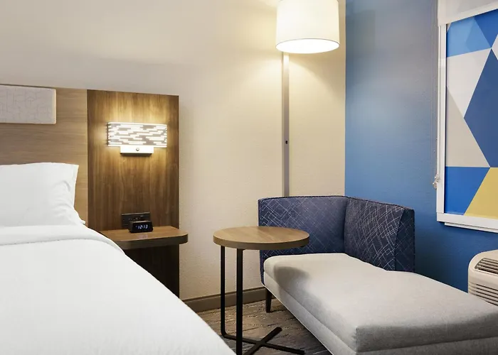 Holiday Inn Express Hotels & Suites Jacksonville By Ihg