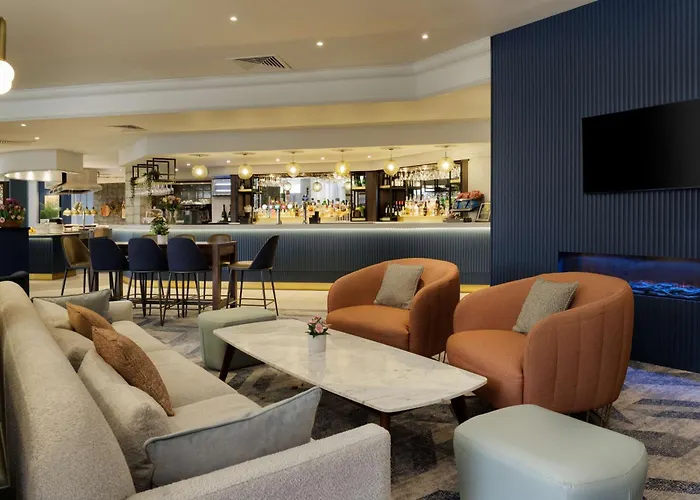 Doubletree By Hilton Manchester Airport
