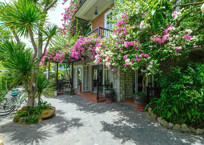 Ancient Garden Boutique Hoi An