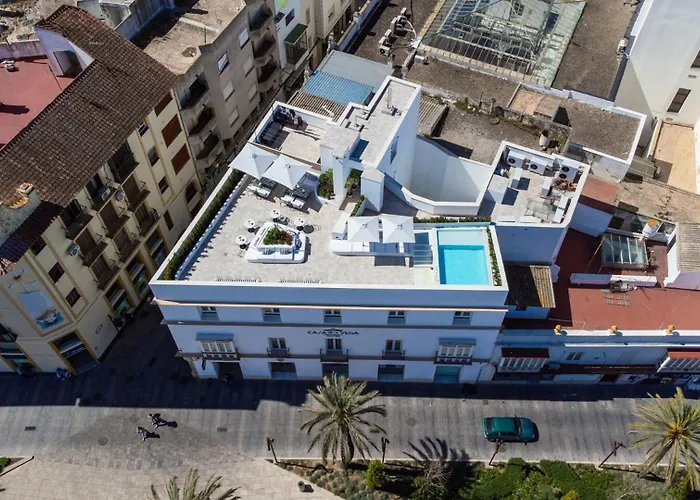 Casa De La Vega Suites