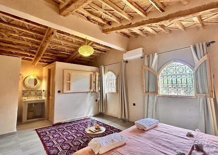 Serenity Lodge Zagora Guest House Restaurant&Desert Excursions