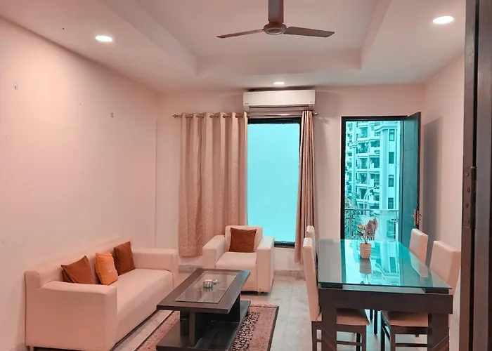 Lime Tree Hotel - Golf Course Road, Sector-43, Gurugram