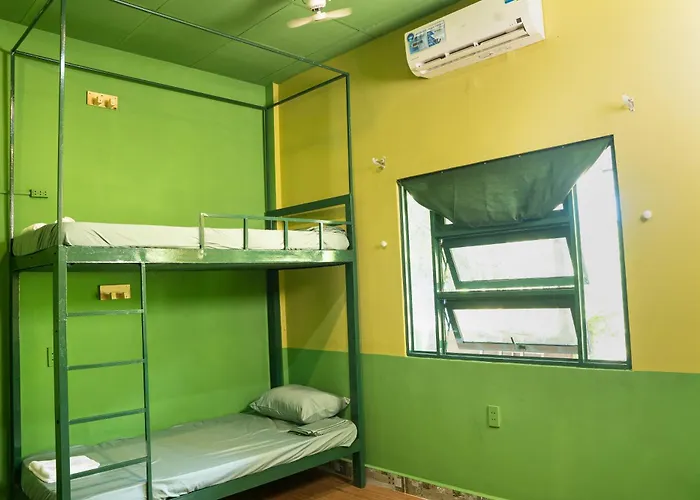The Snail Haven Pub And Stay - Con Dao