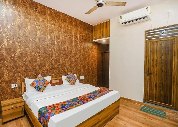 Hotel Moongaze Inn