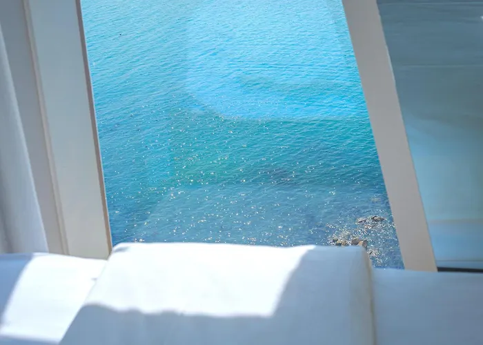 Hotel Marine view