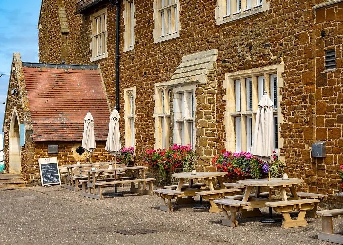 The Golden Lion Hotel