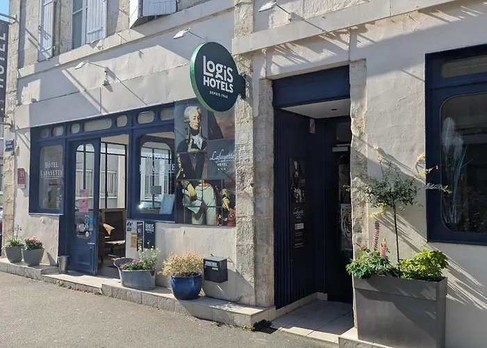 Logis Hotel Lafayette Rochefort France