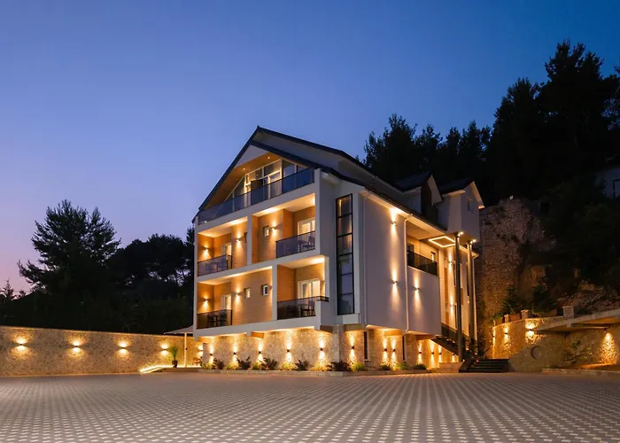 Forest Park Hotel Kruje - Nature And Calm At Kruja'S Gate