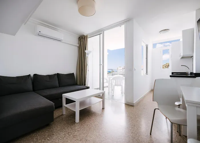 Apartamentos Livvo Tarahal