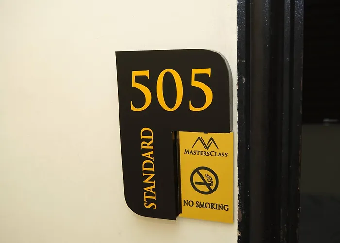Masters Class Hotel