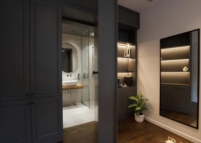 Stitch&Stone Suites