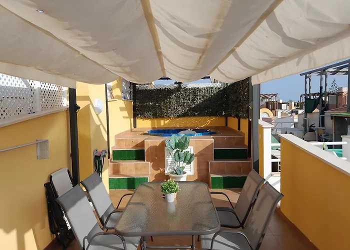 Preciso atico con jacuzzi en Laguna Beach