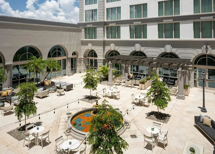 Renaissance Tampa International Plaza Hotel