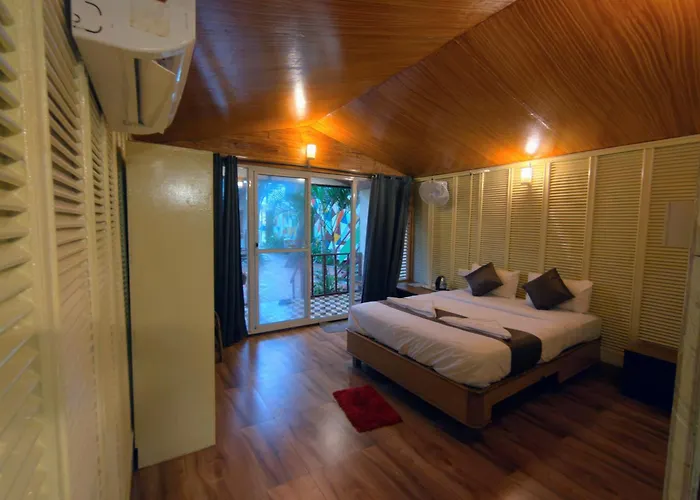 Darsy Residency And Beach Cottages