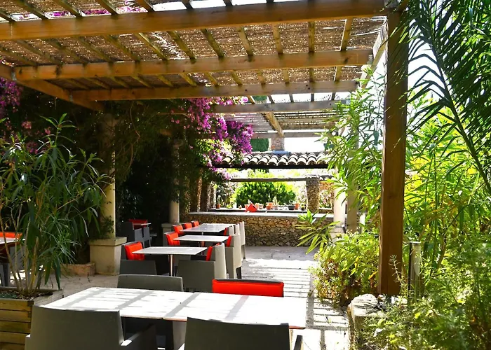 Les Jardins De Bormes, Hotel Adult Only Avec Piscine, Jacuzzi Et Sauna