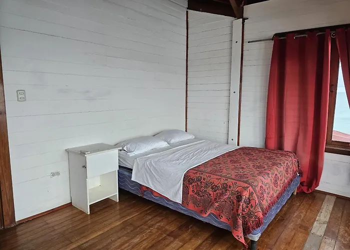 Magnific Rock - Surf Resort & Yoga Retreat Nicaragua