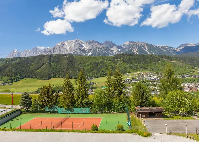 Alpine Club Resort
