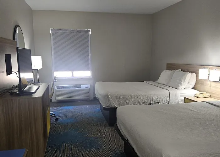 Days Inn By Wyndham Jefferson City