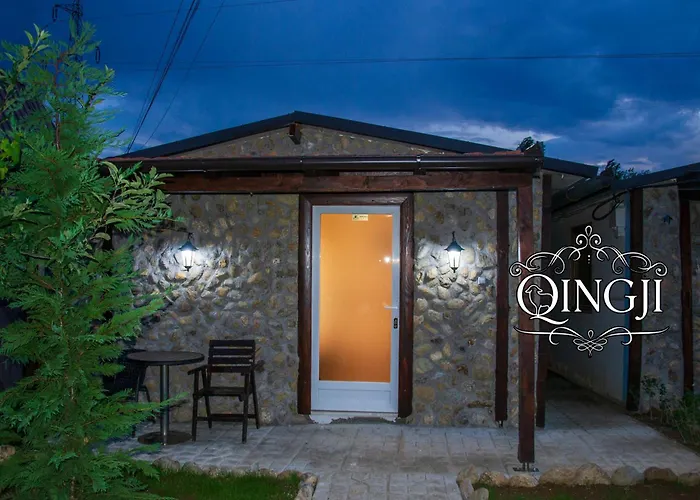 Family Tiny Houses & Cozy Rooms
