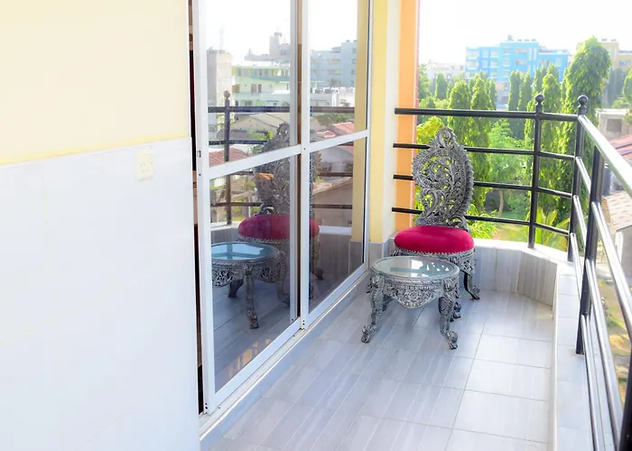 Vidzo Royal Inn Hotel