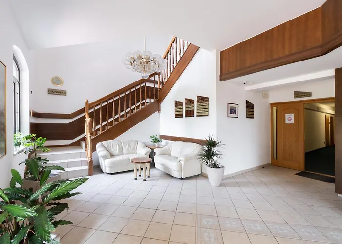 Hotel Sirak