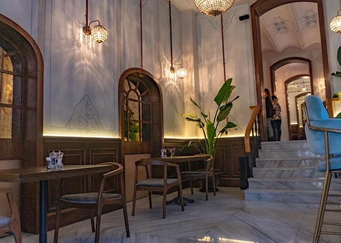 Meroddi Barnathan Hotel