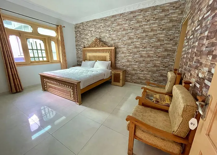 Dream Palace Naran