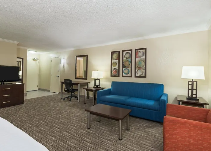 Holiday Inn Express Hotel & Suites Ft. Lauderdale-Plantation By Ihg