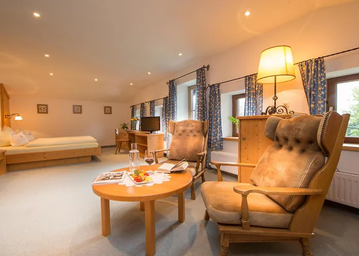 Der Erlhof Restaurant & Landhotel