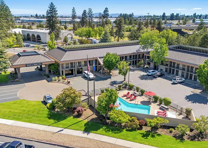Red Lion Inn&Suites Deschutes River - Bend