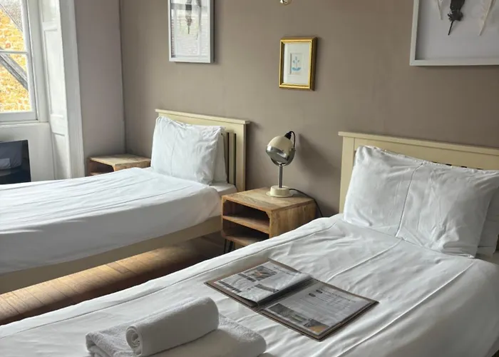 The George Hotel
