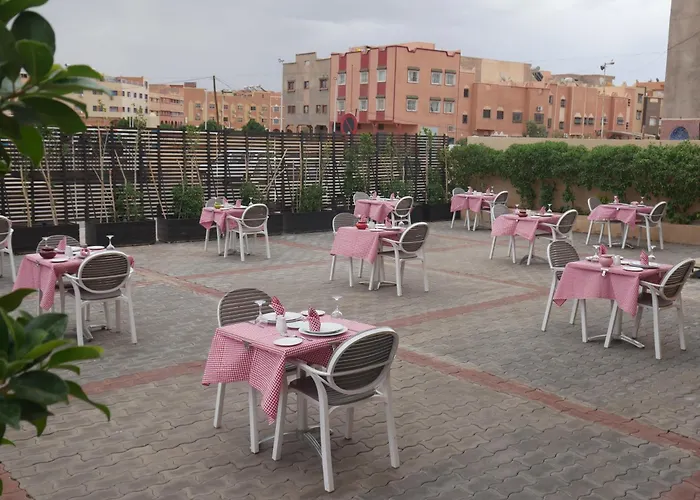 Rose Valley Hotel