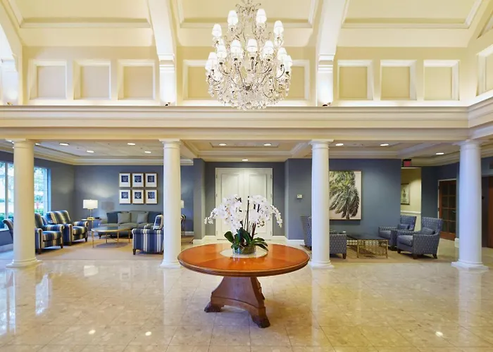 Trianon Bonita Bay Hotel