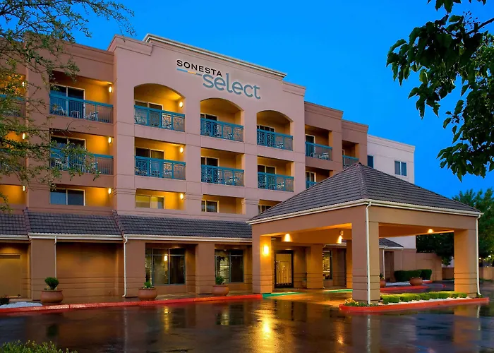 Sonesta Select Pleasant Hill Hotel