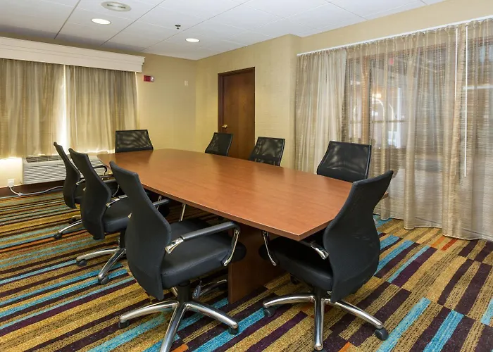 Fairfield Inn & Suites Des Moines West