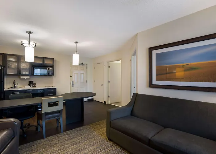 Sonesta Simply Suites Des Moines