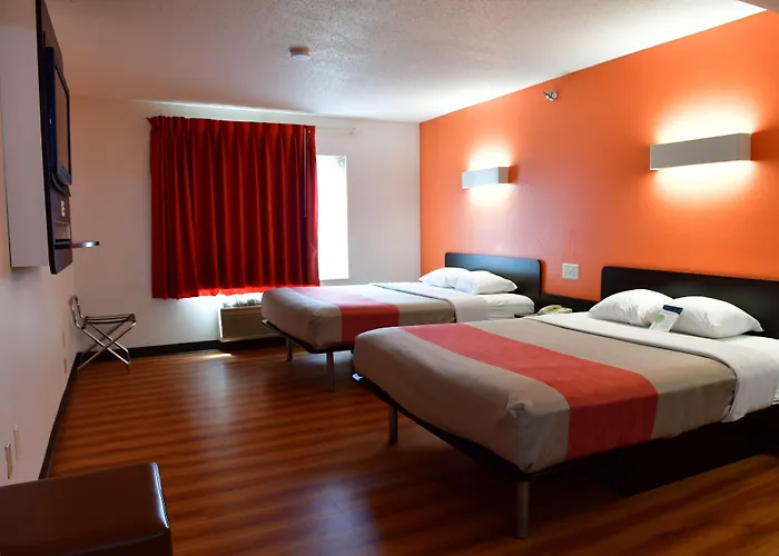 Motel 6-Lincoln, NE