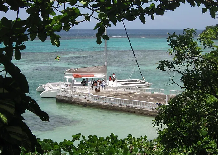 Silver Seas Hotel