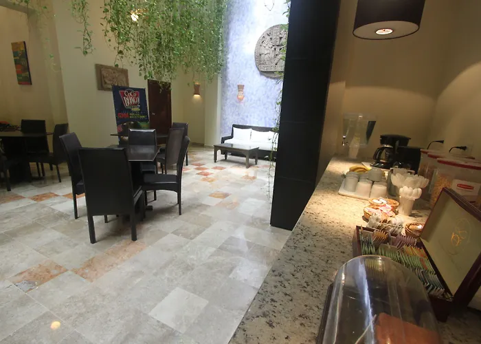 Hotel Los Itzaes By 5Th Av