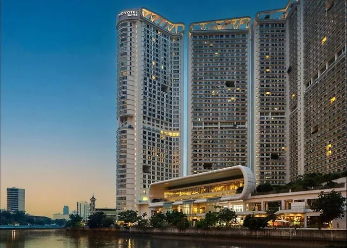 Novotel Rockwell View Hotel Residences