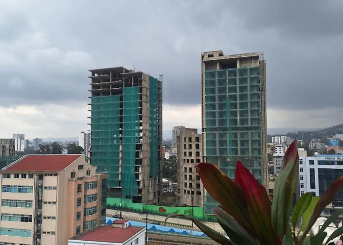 Point Central Hotel