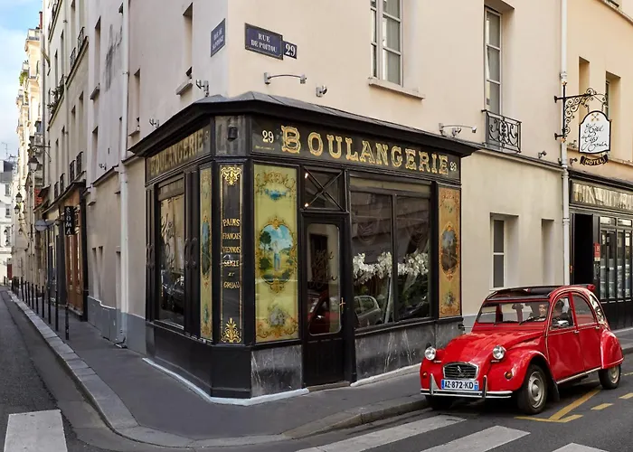 Hotel du Petit Moulin Paris