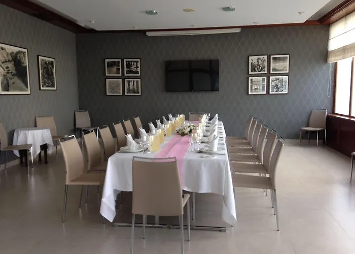 Las Rocas Playa Hotel
