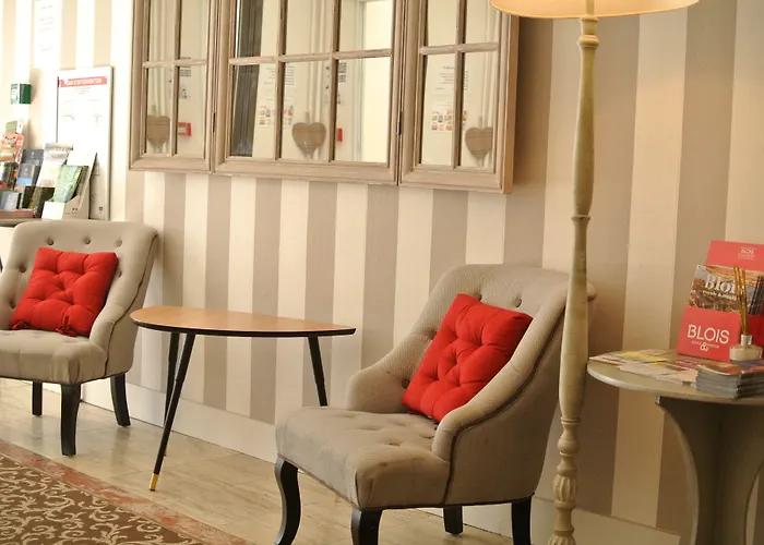 Logis Hotel Louise De Savoie