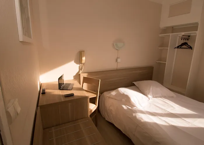 Hotel Pacific
