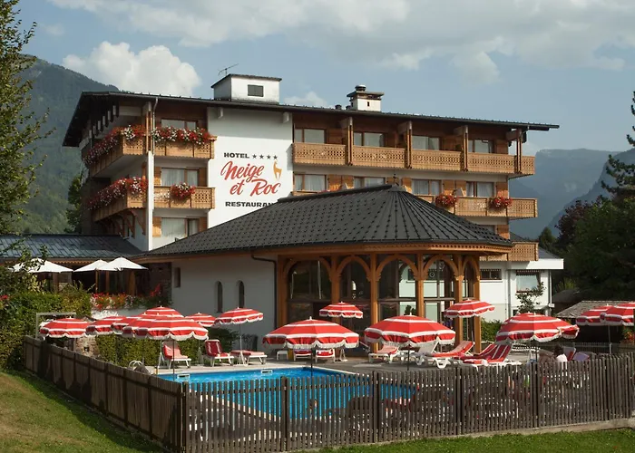 Chalet-Hotel Neige Et Roc, The Originals Relais