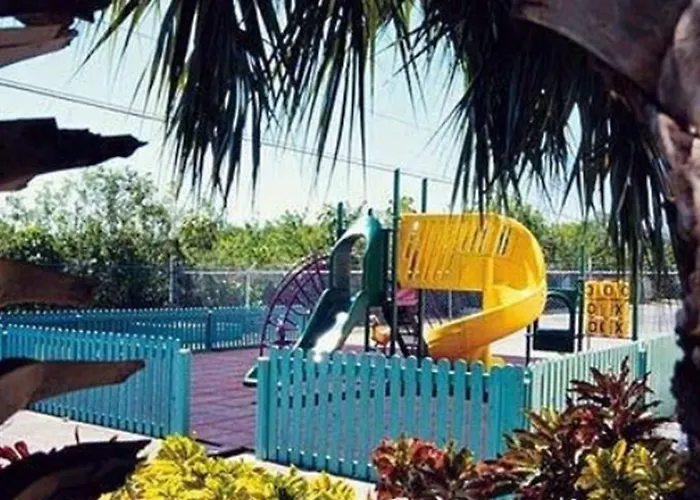 Royal Islander Hotel