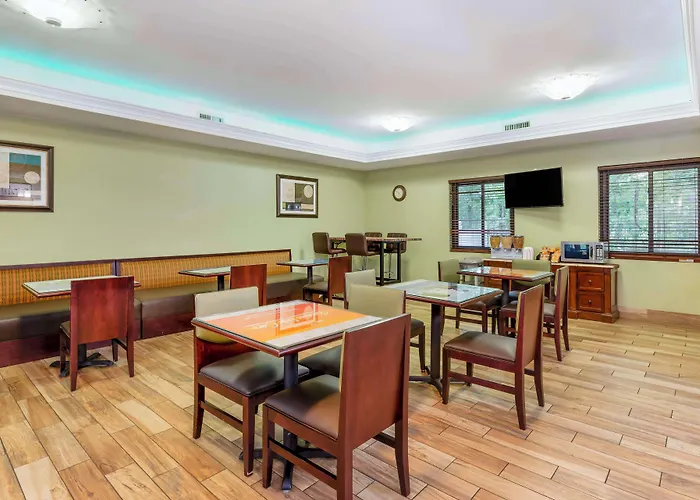 Best Western Plus Hopewell Inn